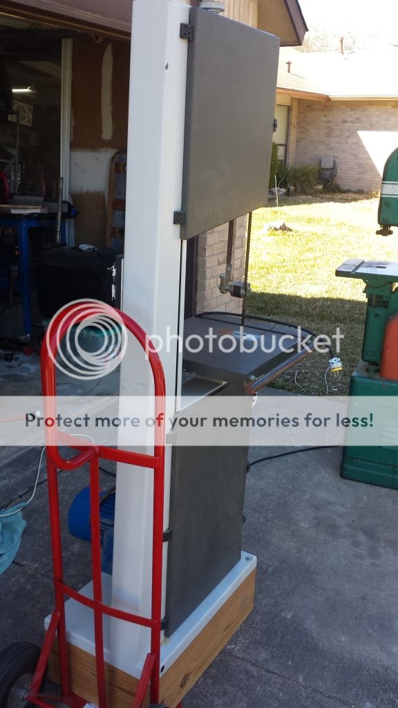 I recognize the Powermatic 141 but what is the other one? - by WooDR67